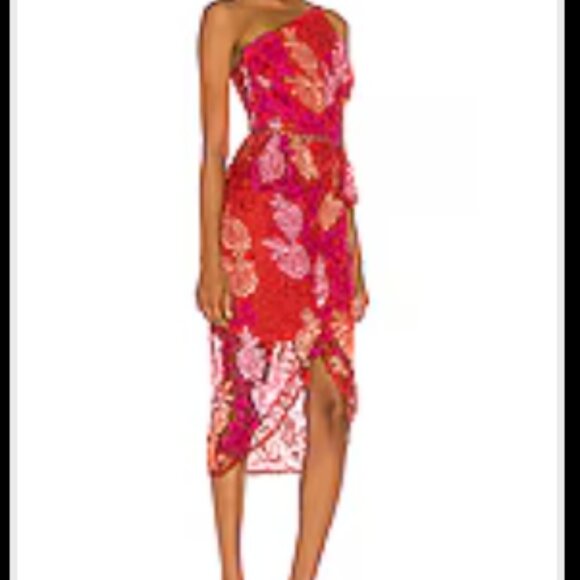 Elliatt Dresses & Skirts - Elliatt X REVOLVE Times Dress